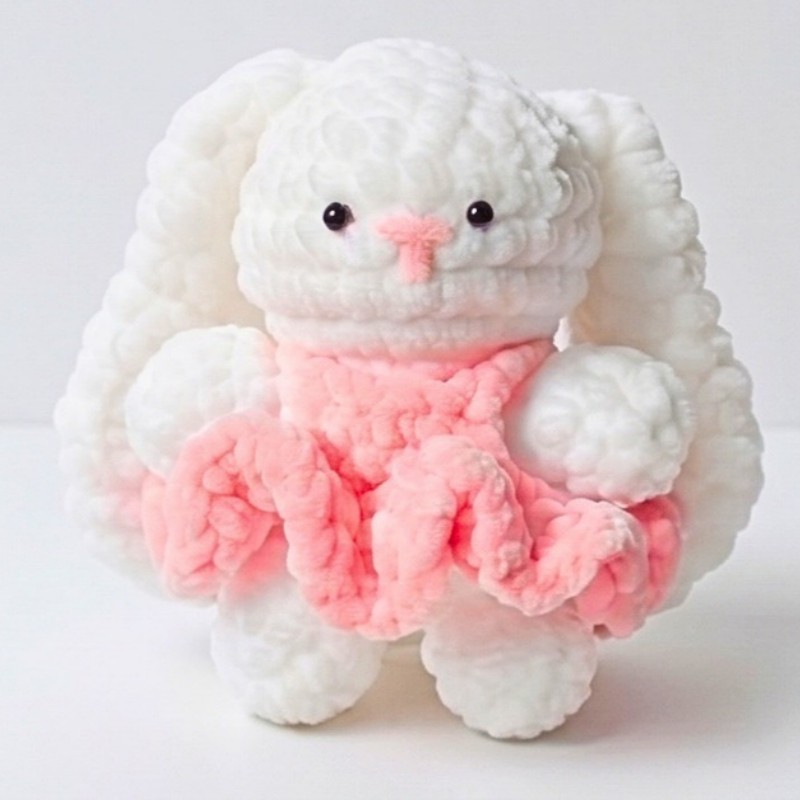 How to Crochet a Cute Plushie Bunny - Easy Amigurumi Pattern