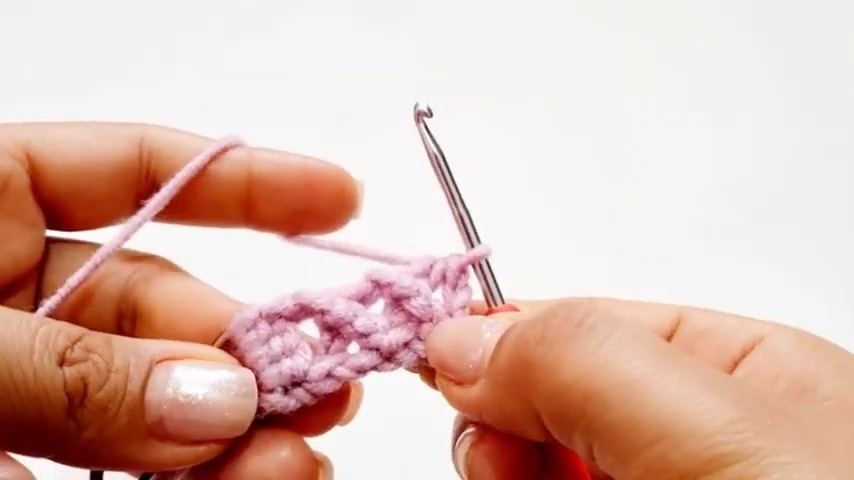 Beginner's Guide to Crochet Bag Straps
