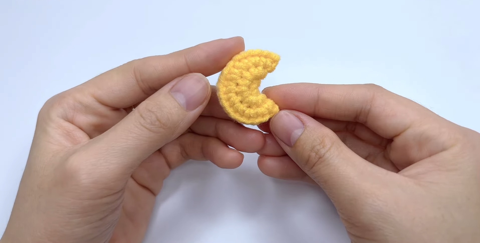 Crochet Moon and Saturn Keychain Step-by-Step Beginner's Guide