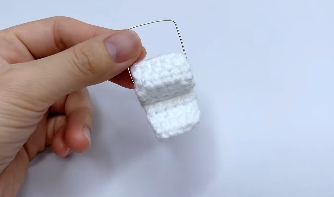 Step-by-Step Guide Crochet Poop & Toilet Paper Roll for Beginners