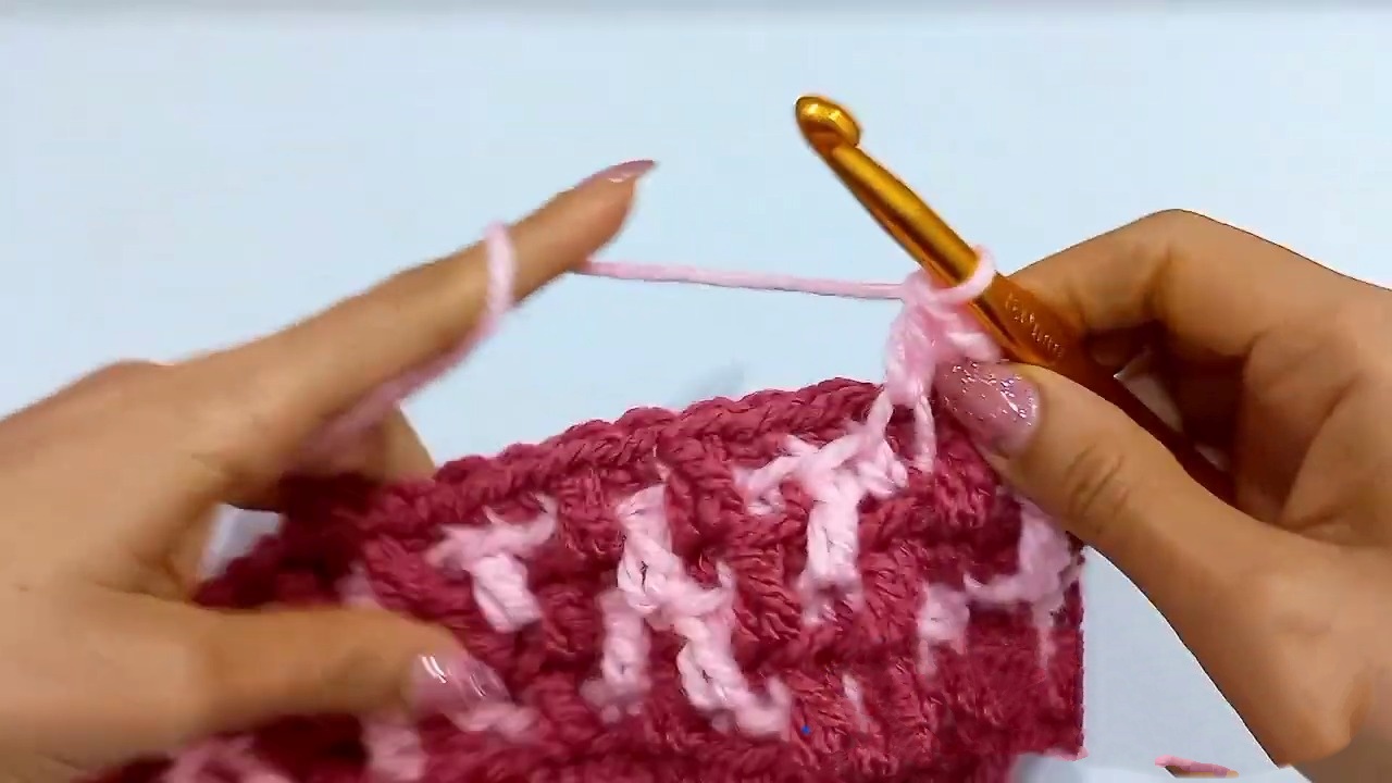 Comprehensive Guide to Crochet a Bulky Mosaic Beanie