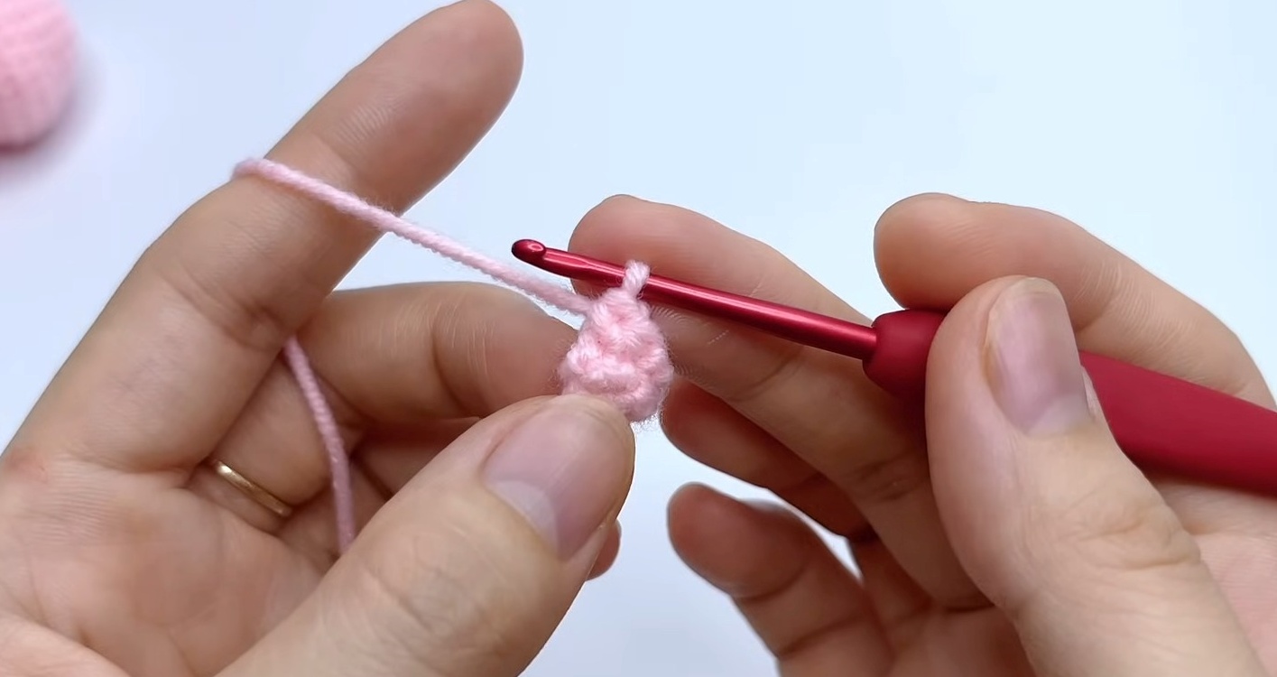 Create a Charming Crochet Loopy Lotso Bear Hat: Step-by-Step Guide