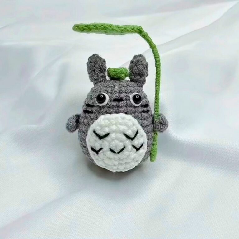 Handmade Crochet Totoro Keychain Guide for Beginners