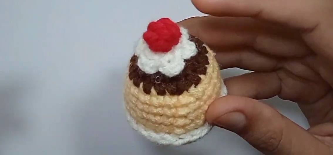 Fun Crochet Pudding – Food Plush for Food Lovers
