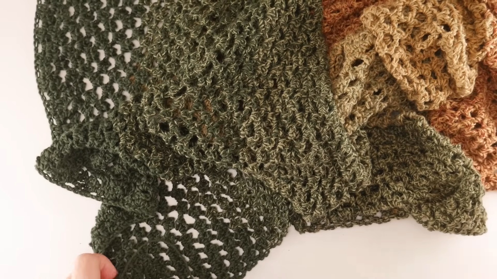 Crochet Perfect Autumn Shawl Tutorial
