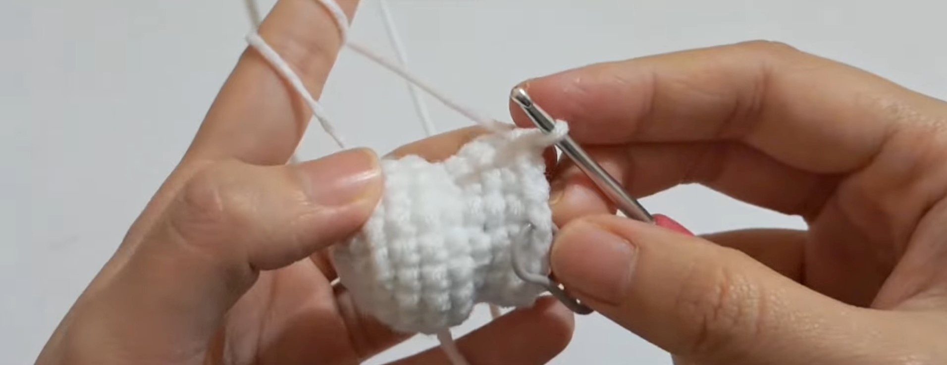 How to Crochet Ghost Bride & Groom for Handmade Halloween Decor