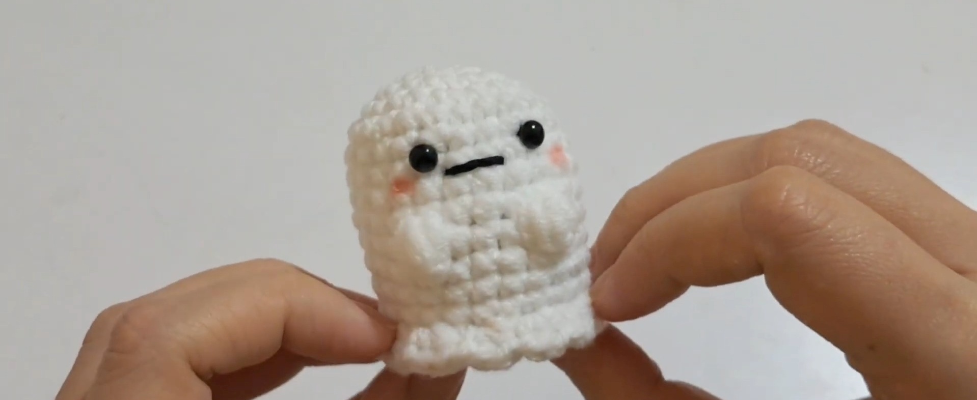 Cozy Ghost Wearing a Beanie Crochet Tutorial