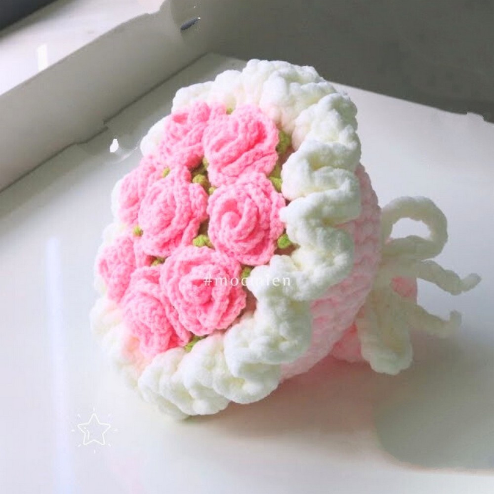 Crochet a Stunning Rose Bouquet: Easy Guide for Beginners
