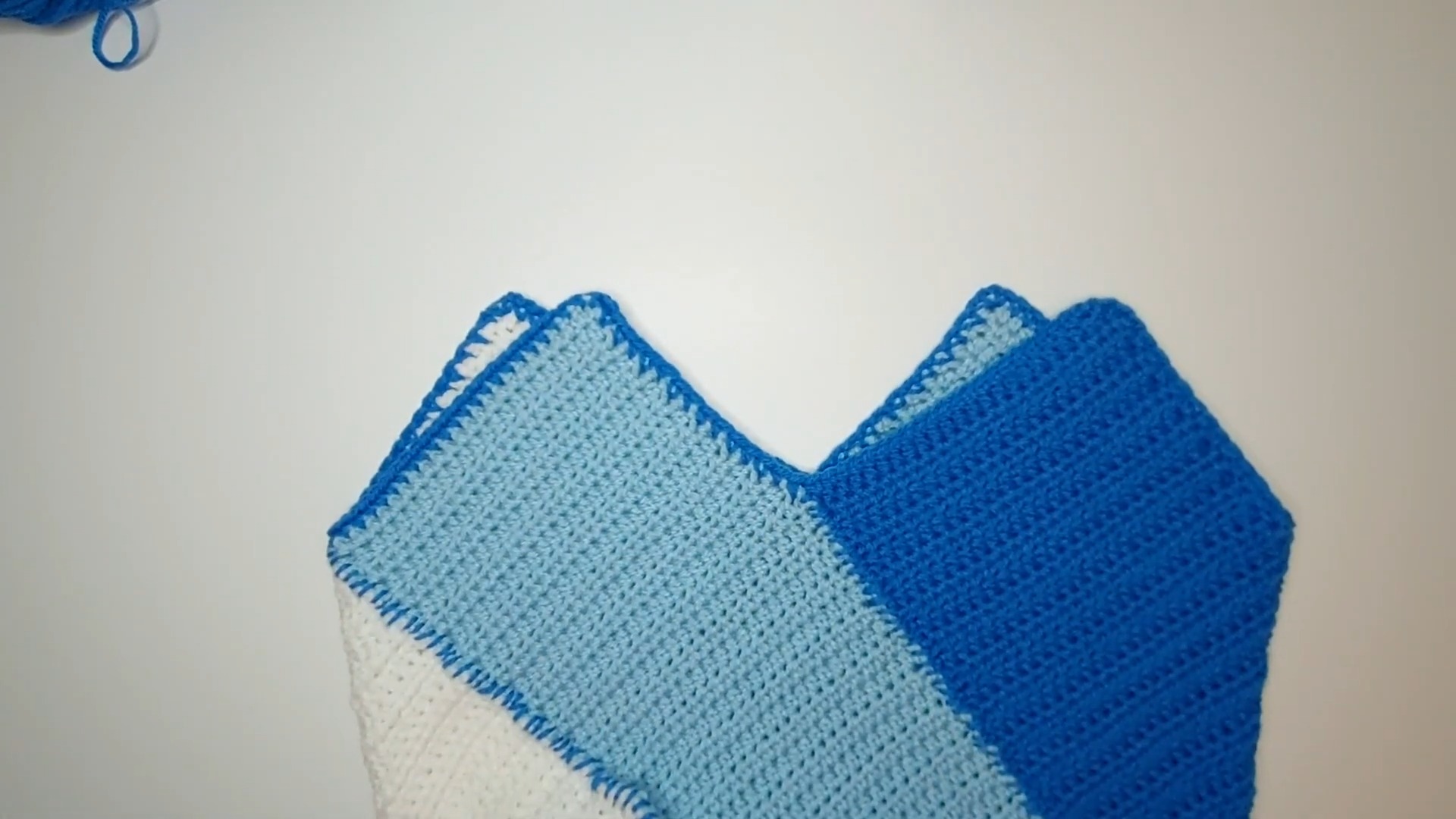 How to Crochet a Simple Tote Bag for Beginners