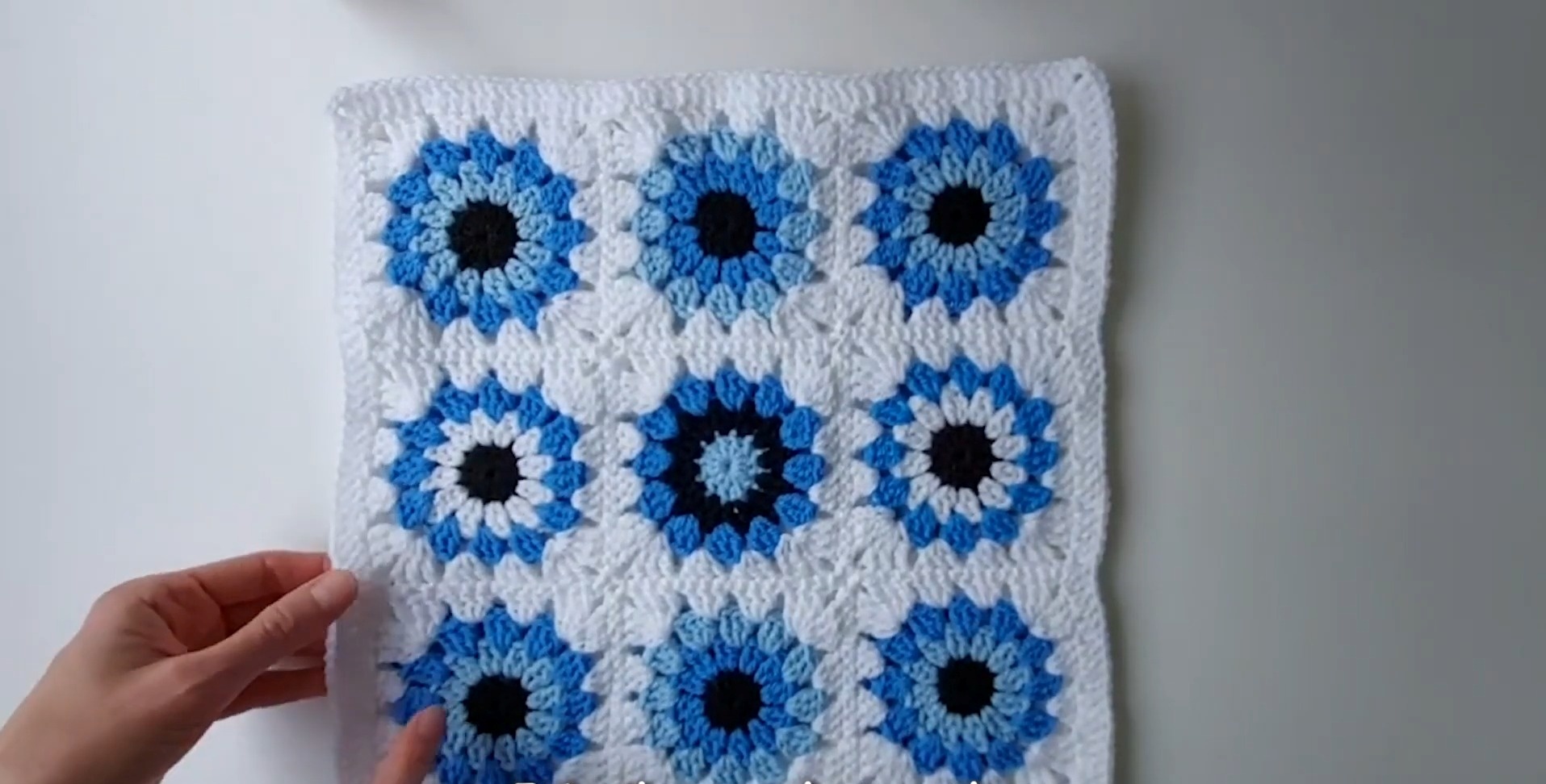 Crochet Granny Square Tote Bag Tutorial for Beginners & Experts
