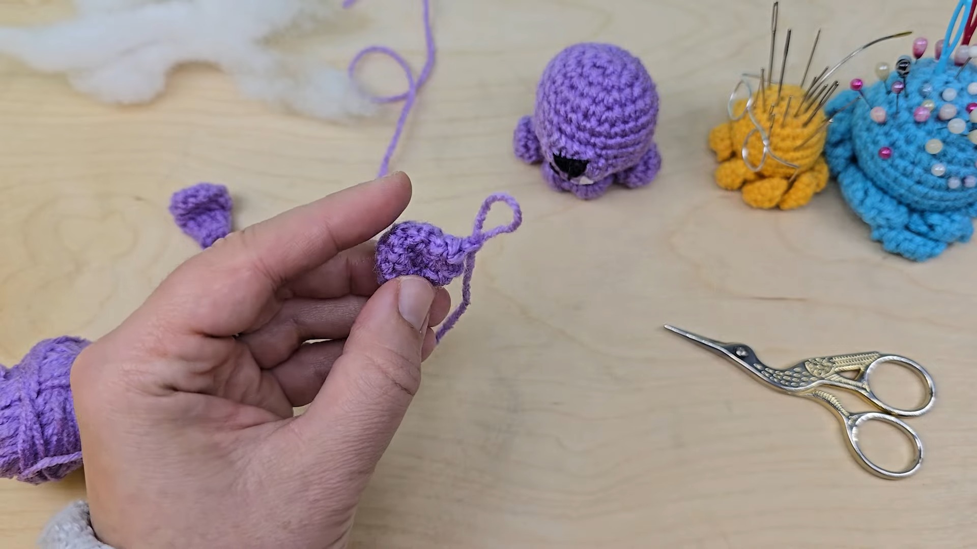 Crochet Mini Halloween Dog Keychain – Festive Decoration