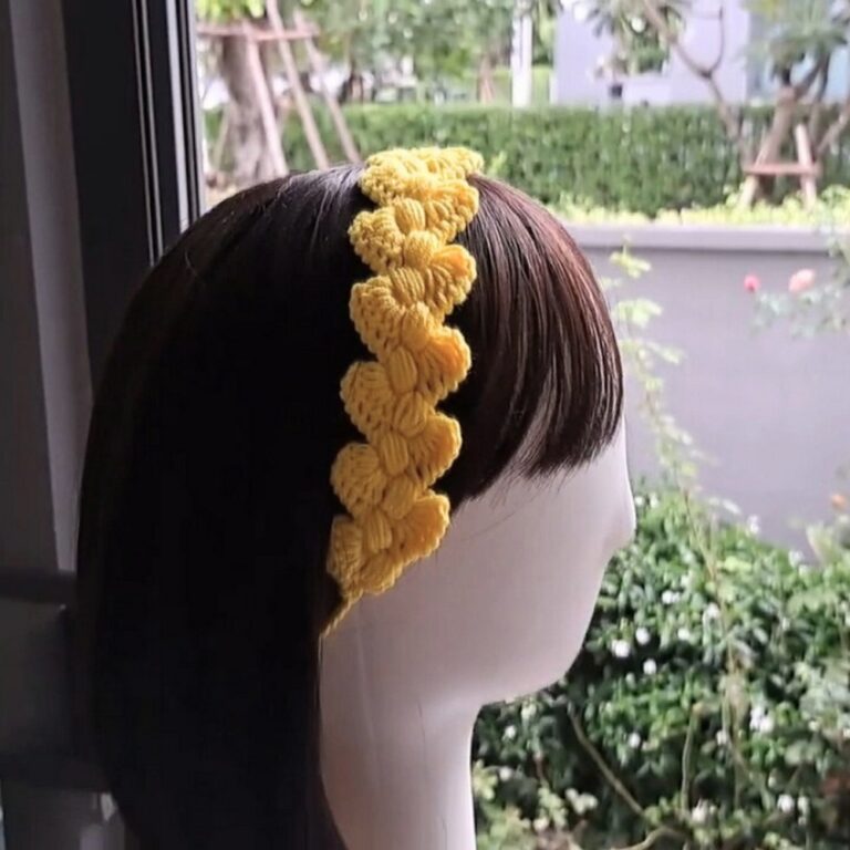 Beautiful and Functional Crochet Headband for All Skill Levels