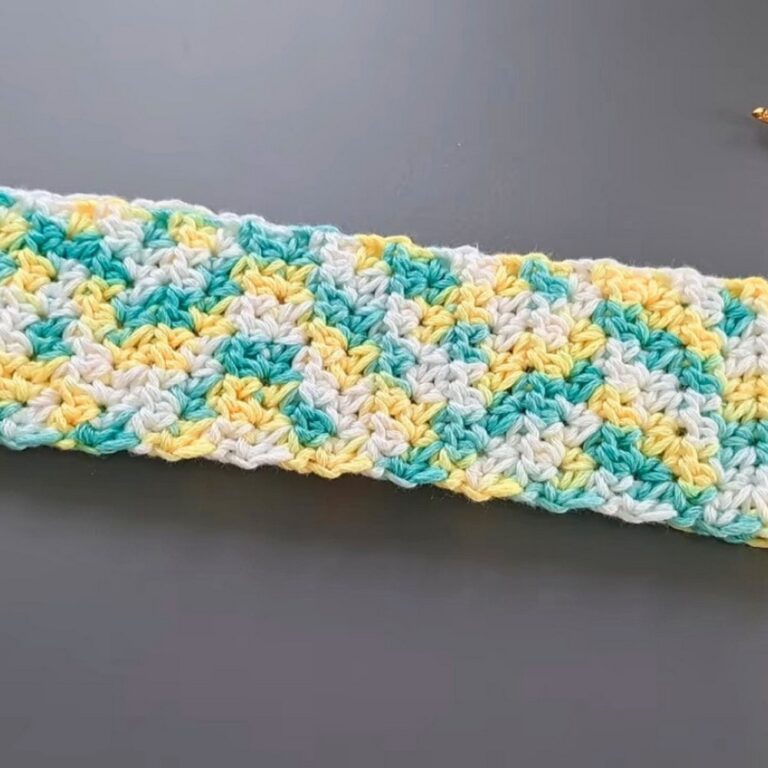 Crochet Headband Tutorial - Easy, Versatile, and Stylish Design