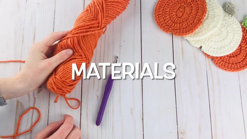 Festive Crochet Pumpkin Coaster Pattern for Fall & Thanksgiving Decor
