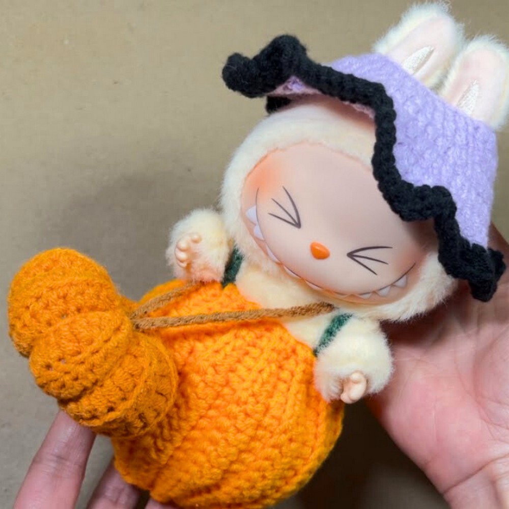 Festive Crochet Pumpkin Bag Pattern for Labubu for Thanksgiving