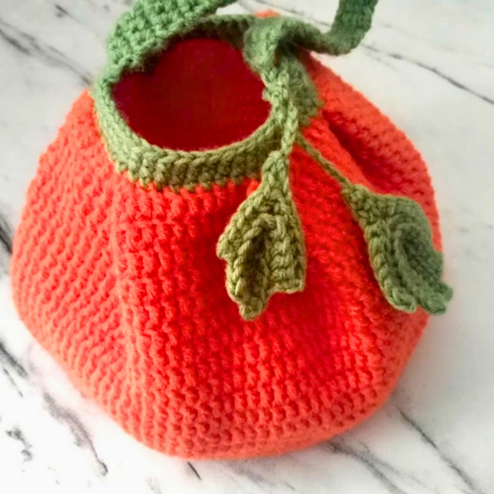 Crochet a Festive Pumpkin Bag Perfect for Thanksgiving