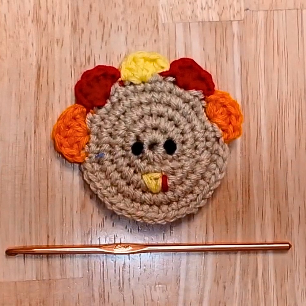 How to Crochet a Turkey Coaster – Thanksgiving Table Decor