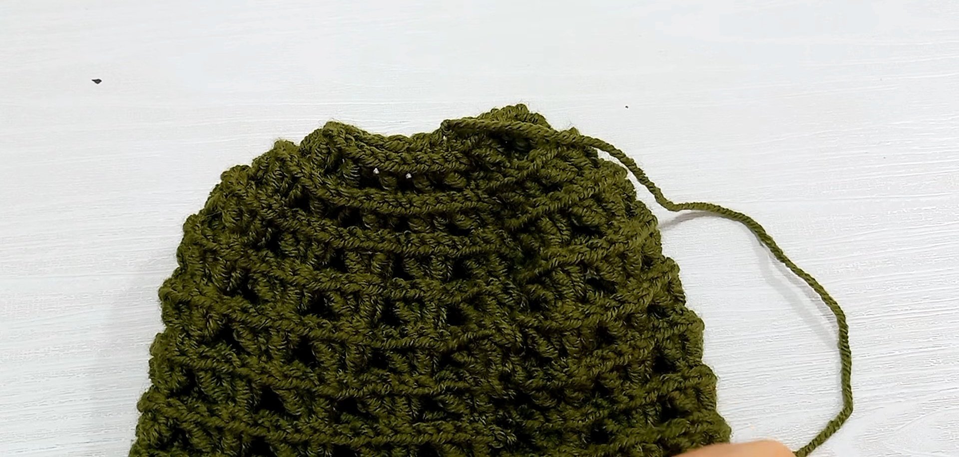 Crochet Beanie Hat Tutorial – Warm & Versatile Design