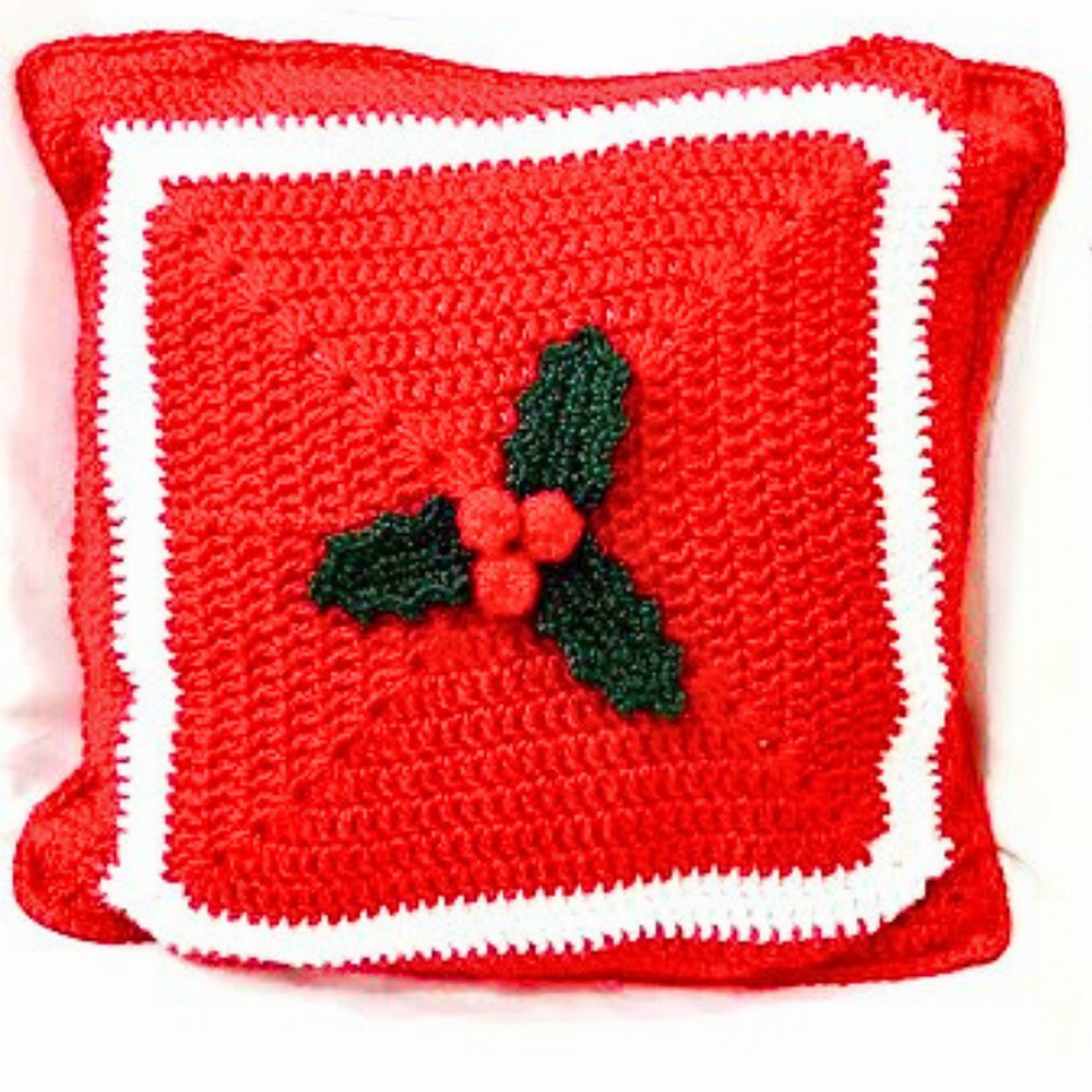 Crochet Christmas Pillow Cover With Solid Granny Squares