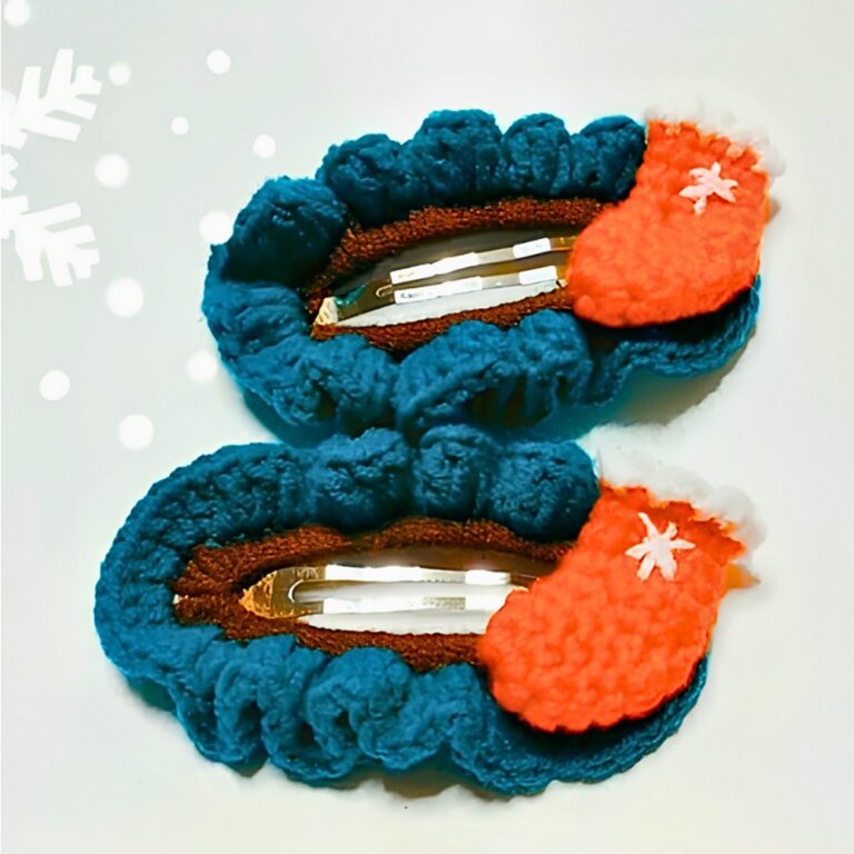 Crochet Mini Hair Clip Christmas Socks - Festive Accessory