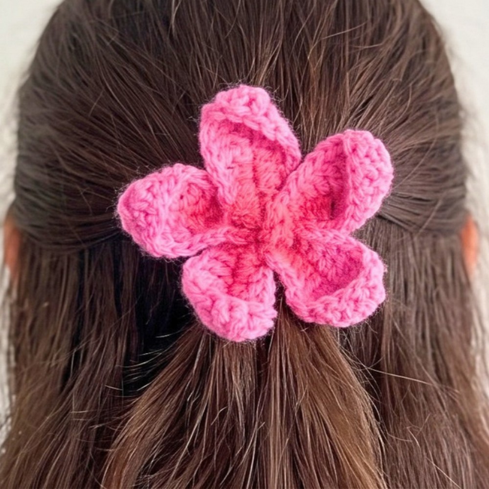 Crochet Flower Hair Clip Pattern with 5-Petal 3D Design