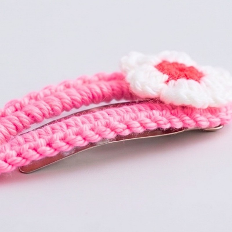 Crochet Flower Hair Clip Pattern with Ruffled Clip Cover