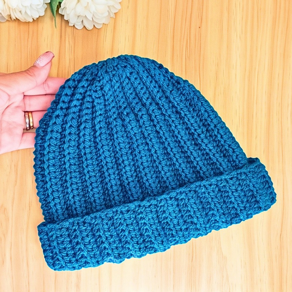 Crochet Ribbed Beanie Pattern with Custom Sizing & Cinched Crown