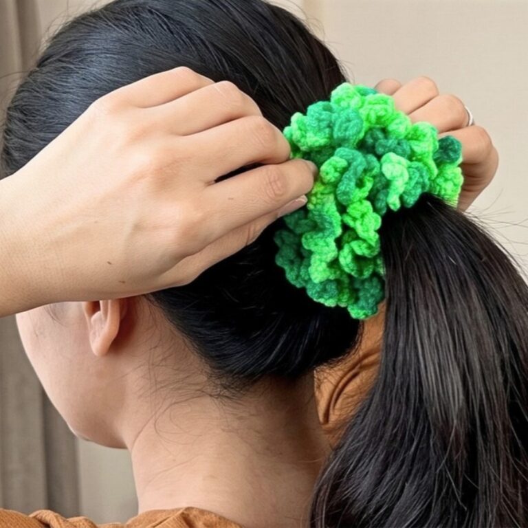 Crochet Ruffled Scrunchie Pattern with Elastic Hair Tie